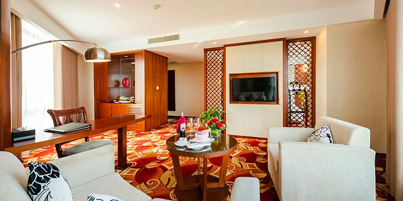 Nghi-duong-phong-Executive-Suite-tai-Muong-Thanh-Luxury-Quang-Ninh-5_23012025093804