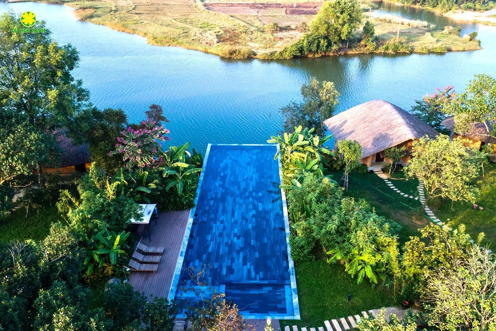 Nghi-duong-van-hoa-tai-Tomodachi-Retreat-Lang-Mit