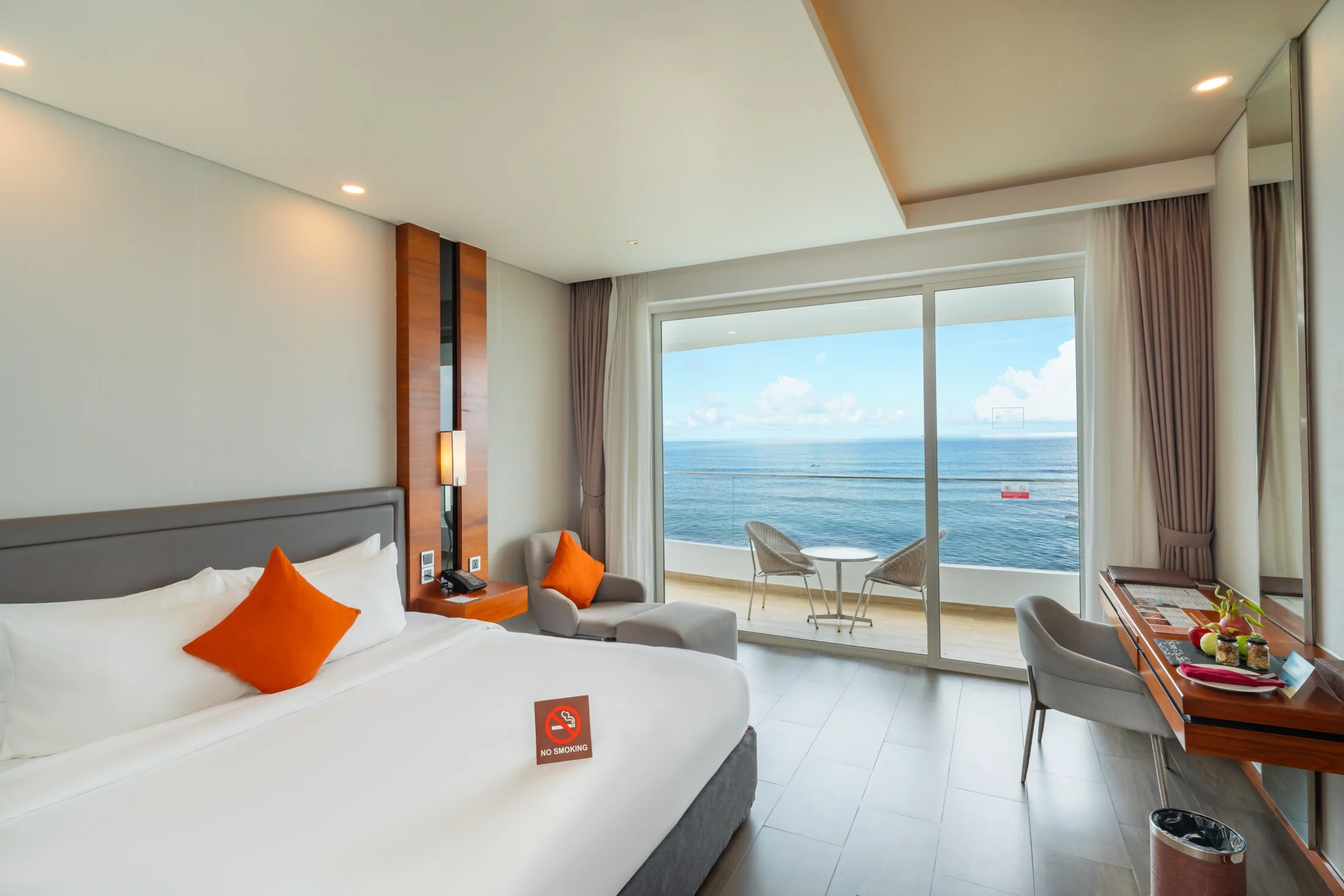Seashells Phu Quoc Hotel & Spa: Vị trí, đặc điểm, tiện ích, giá bán các hạng phòng & kinh nghiệm đặt phòng