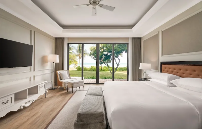 Sheraton Phu Quoc Long Beach Resort: Vị trí, đặc điểm, tiện ích, giá bán các hạng phòng & kinh nghiệm đặt phòng