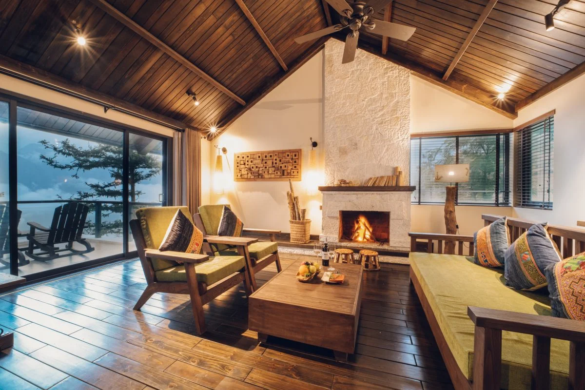 Giải mã kiến trúc độc bản tại Ville De Mont Sapa: Nghỉ dưỡng trong biệt thự đá nguyên khối giữa biển mây 1.555m