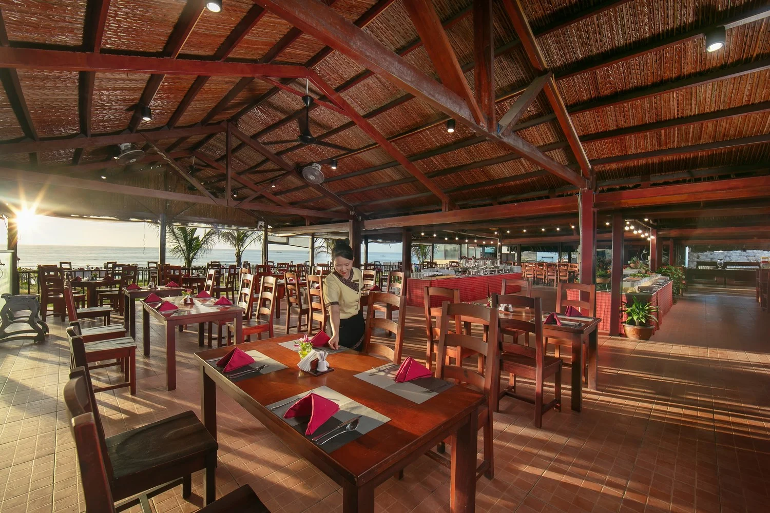 restaurant-sea-lion-beach-resort-mui-ne-8-6675