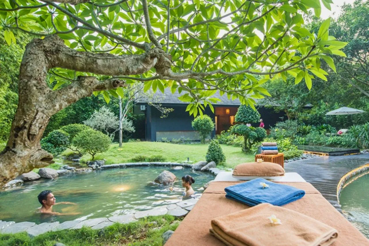 tai-sao-serena-kim-boi-resort-la-dia-diem-tri-lieu-xuong-khop-so-1-cho-nguoi-gia