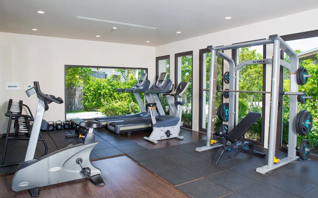Spa-Gym-va-Buffet-sang
