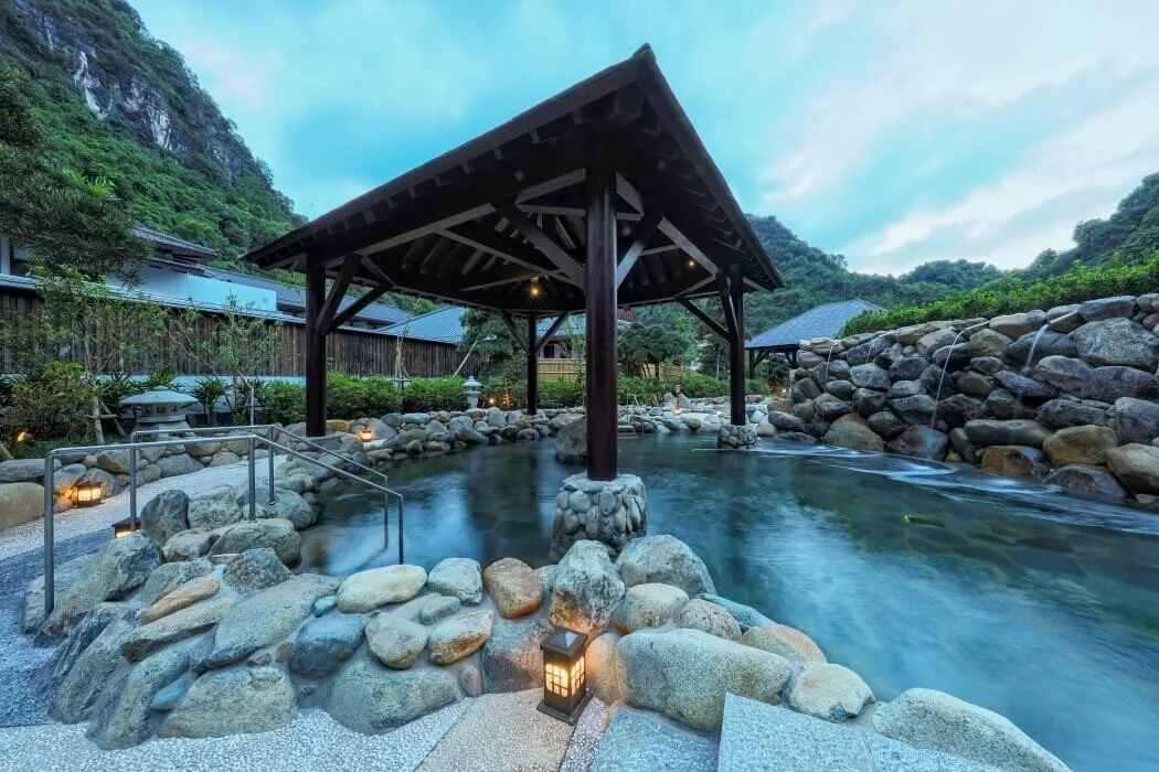 tam-khoang-nong-yoko-onsen-quang-hang-2.jpg