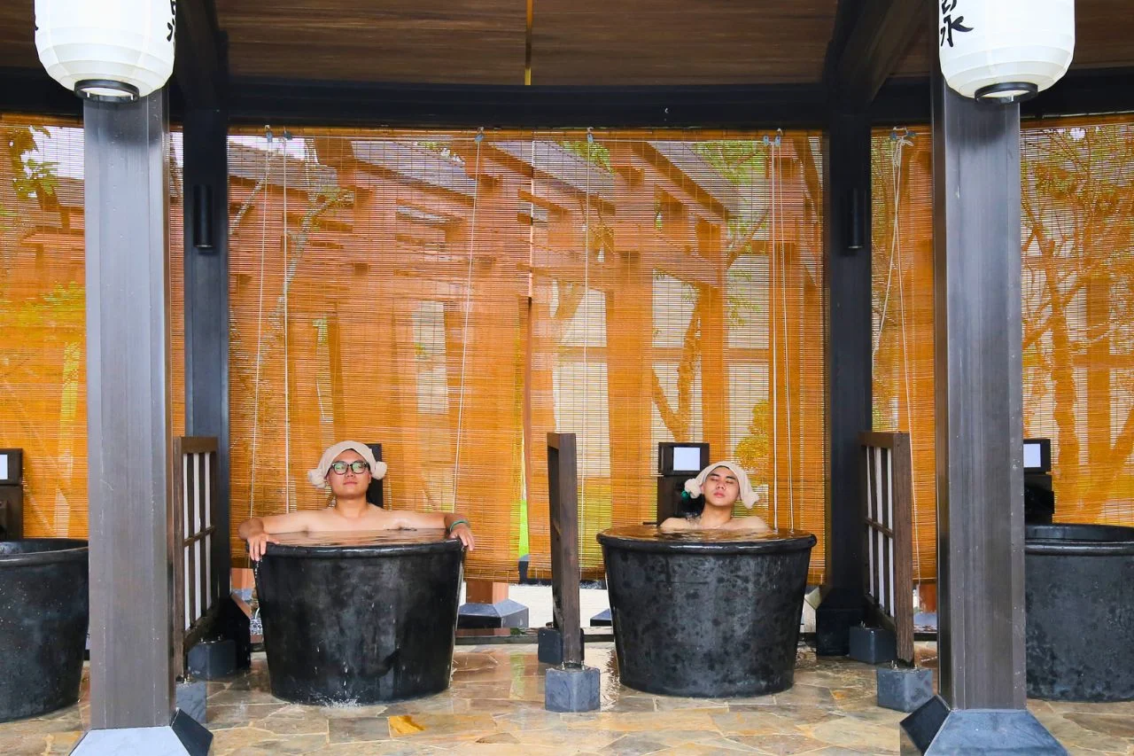 nhung-sai-lam-tai-hai-thuong-gap-khi-tam-onsen-thanh-thuy-la-gi