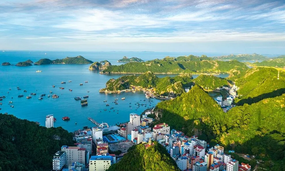 bao-gia-tour-cat-ba-tai-phe-travel-co-gi-uu-dai-hon-so-voi-thi-truong