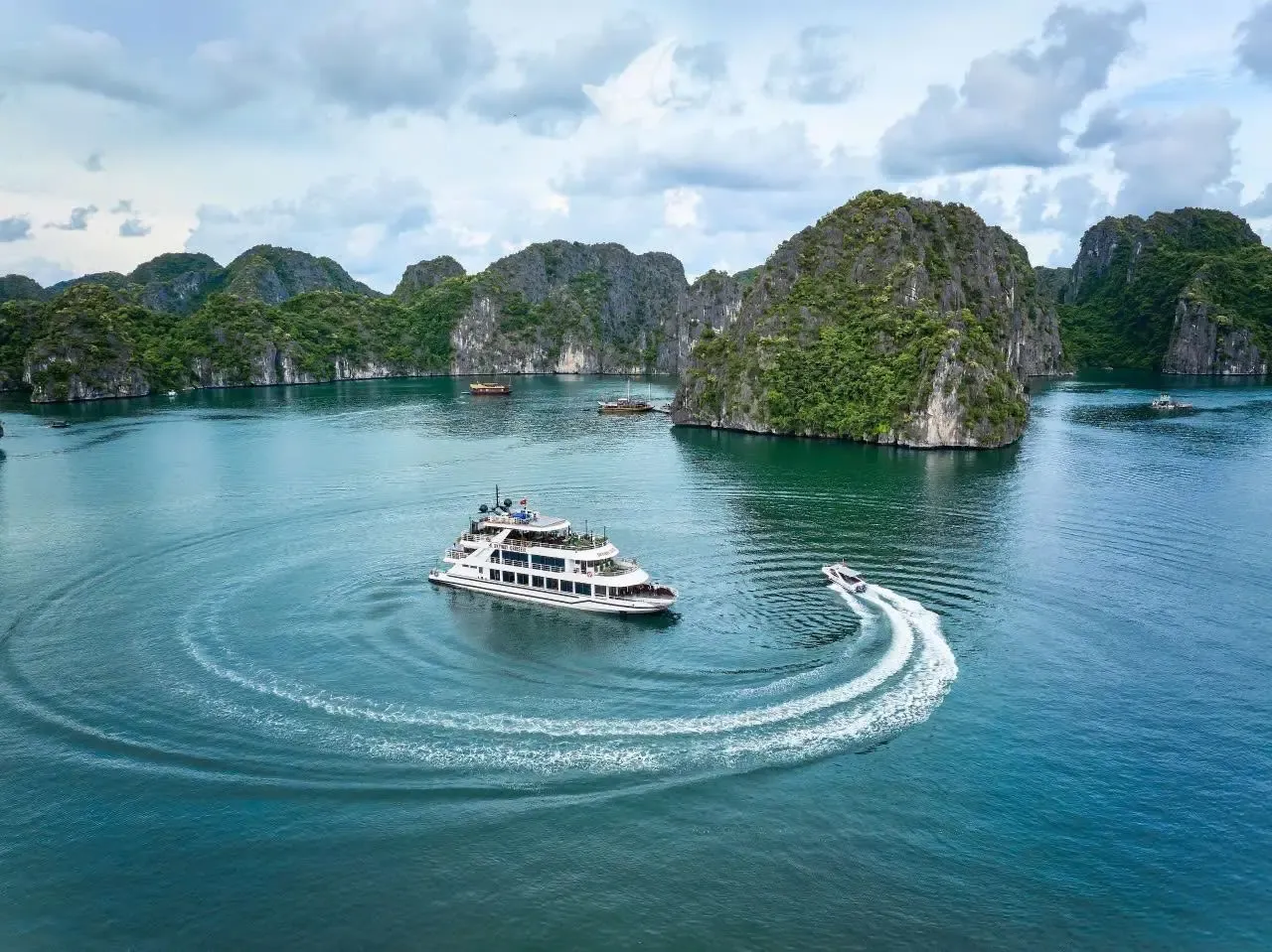tour-cat-ba-vinh-lan-ha-3n2d-8