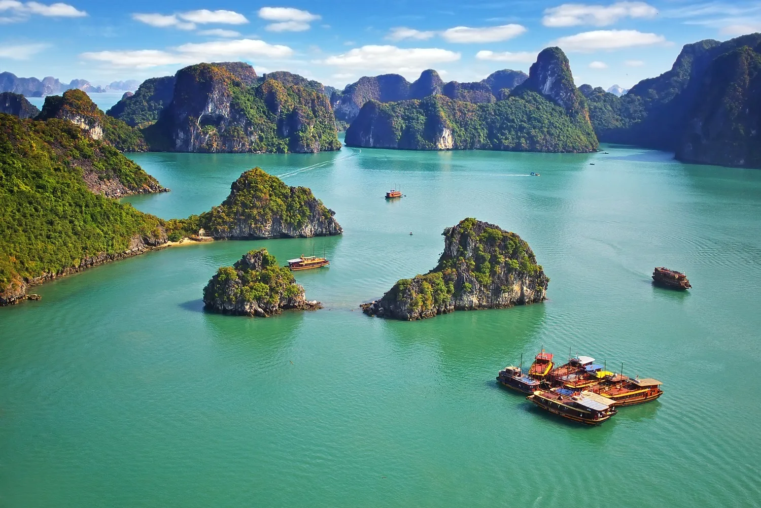 lich-trinh-chi-tiet-tour-ha-long-3-ngay-2-dem-dien-ra-nhu-the-nao
