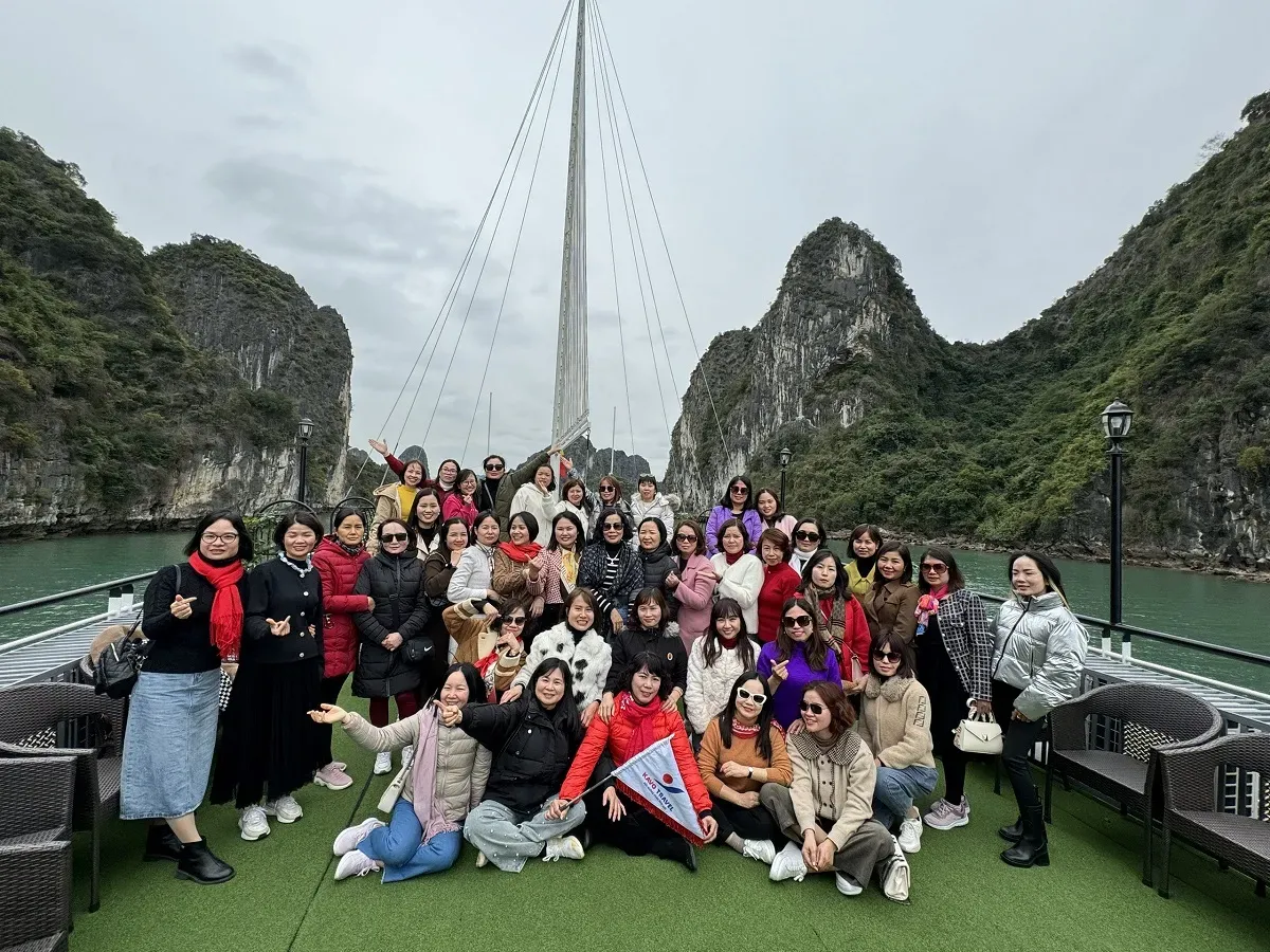 kinh-nghiem-di-tour-ha-noi-ha-long-3-ngay-2-dem-cho-nguoi-di-lan-dau