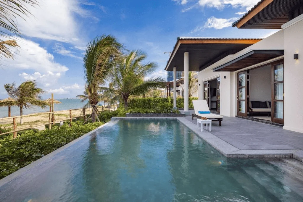 villa-2-phong-ngu-duplex-beach-front-1-1