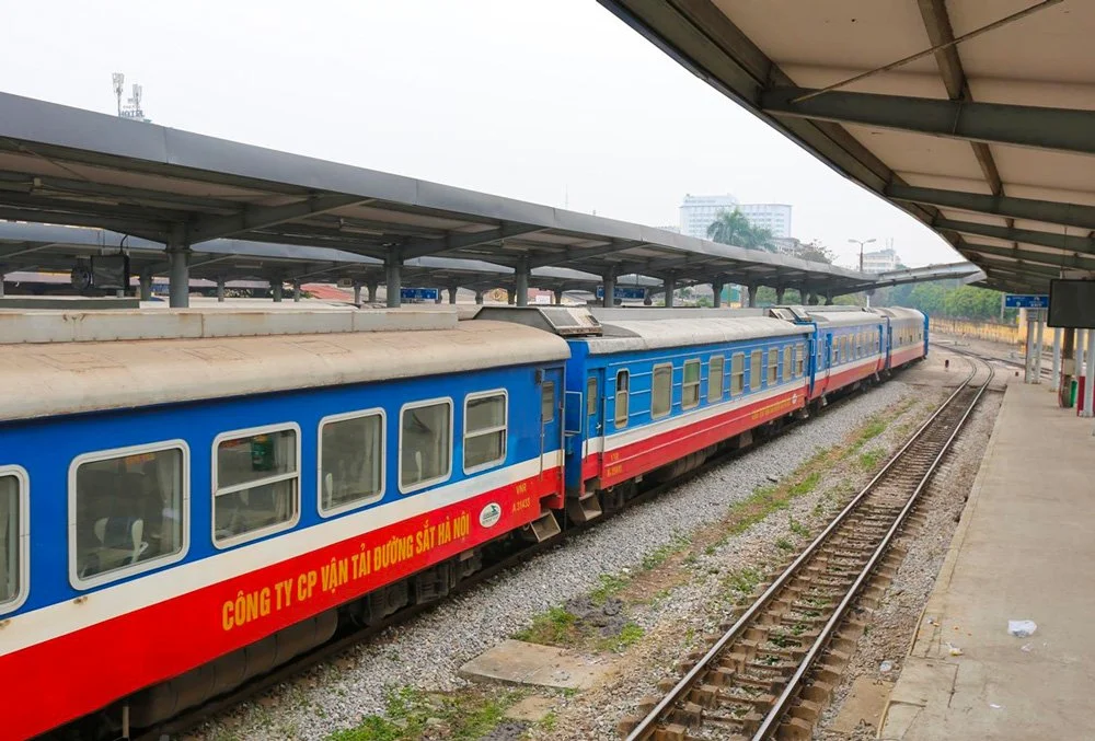 74705696-di-tau-hoa-ha-noi-sapa-mat-bao-lau-3805736