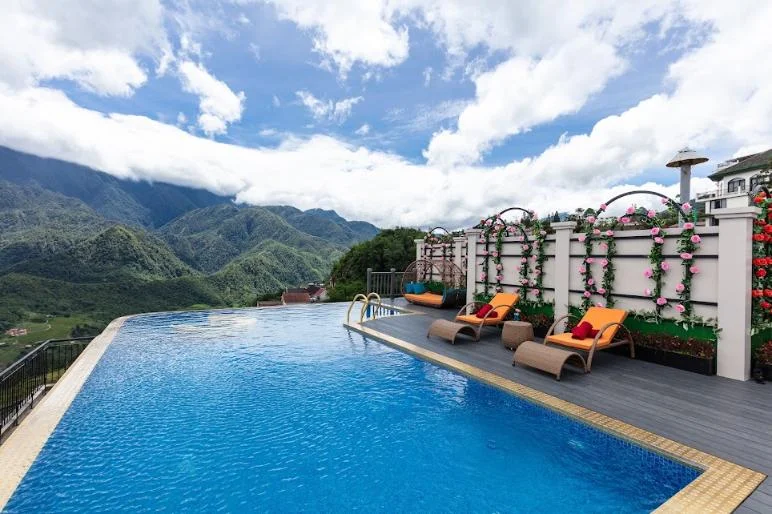 Combo Hà Nội - Sapa tại Pistachio Sapa Hotel: Trải nghiệm bể bơi dát vàng vô cực và phòng bồn tắm view núi