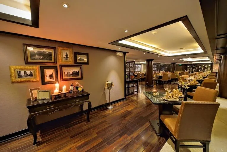 Paradise Suite Tuần Châu: Vị trí, tiện ích, giá bán, kinh nghiệm đặt phòng và đơn vị uy tín