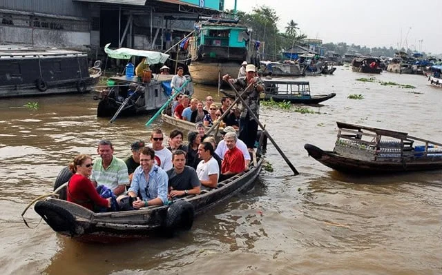 So sánh thực tế Chợ nổi Cái Răng (Cần Thơ) và Chợ nổi Cái Bè (Tiền Giang): Đâu là tọa độ đáng đi nhất?