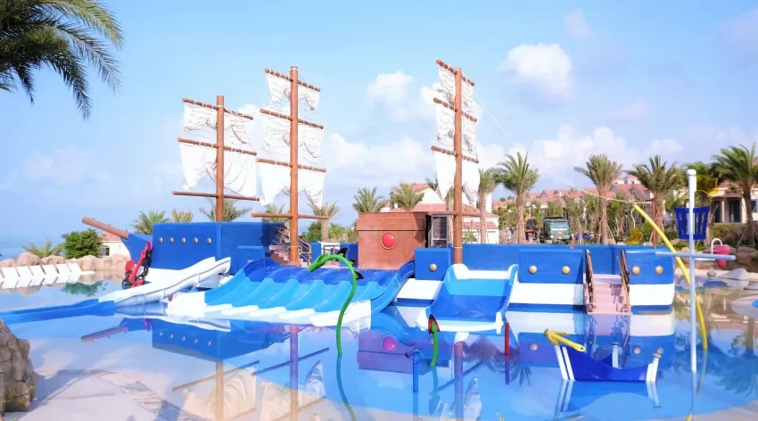 cmv-swimming-pool-09_0