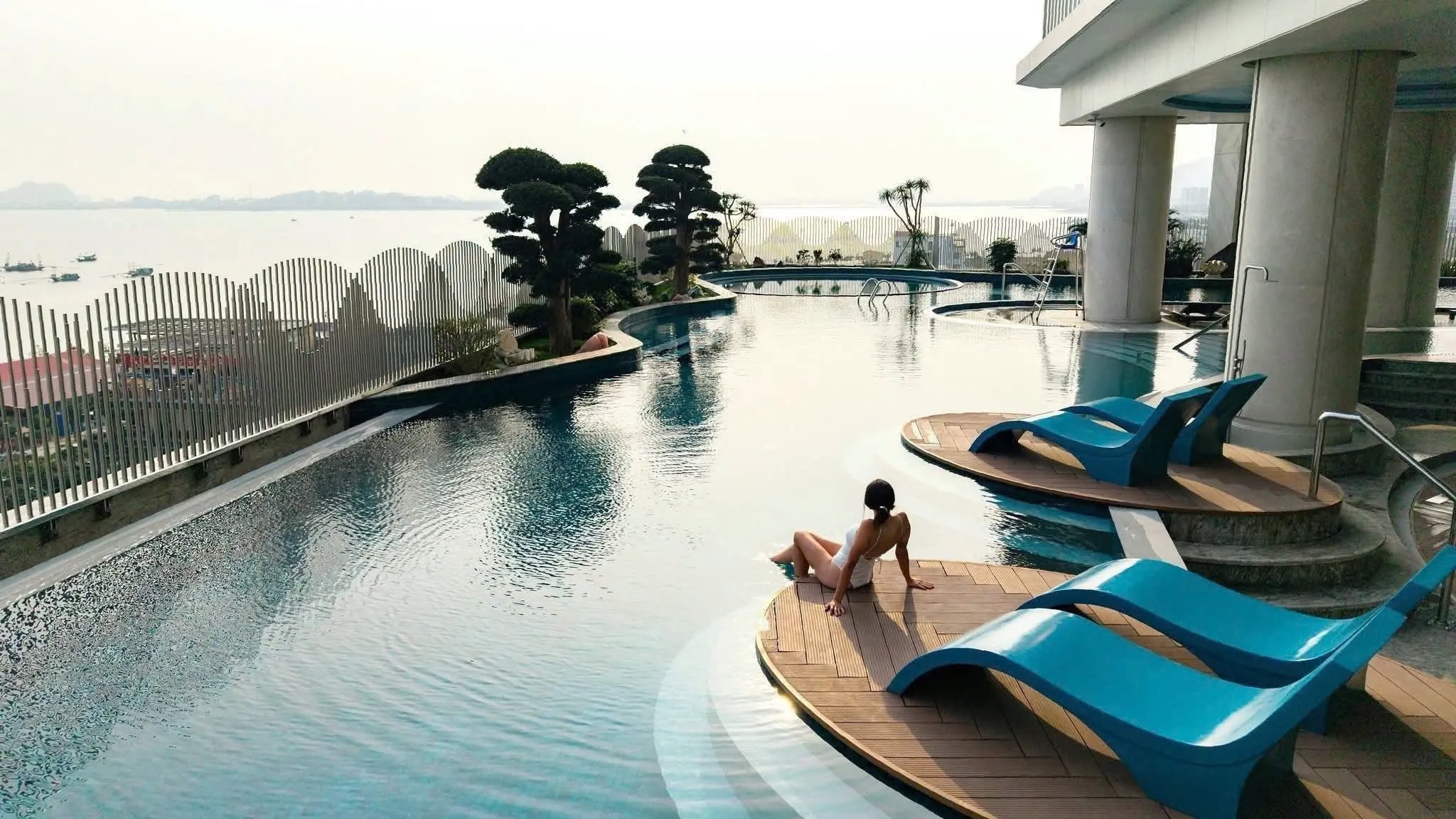 nen-lua-chon-thoi-diem-nao-de-dat-combo-du-thuyen-horizon-va-khach-san-radisson-blu-ly-tuong-nhat