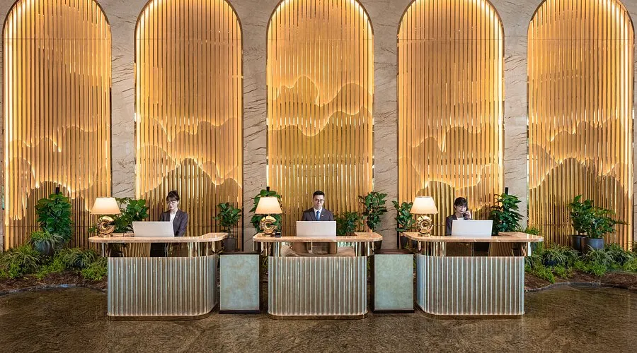 thu-duong-vuong-gia-tai-radisson-blu-hotel-ha-long-bay-chuan-5-sao-quoc-te