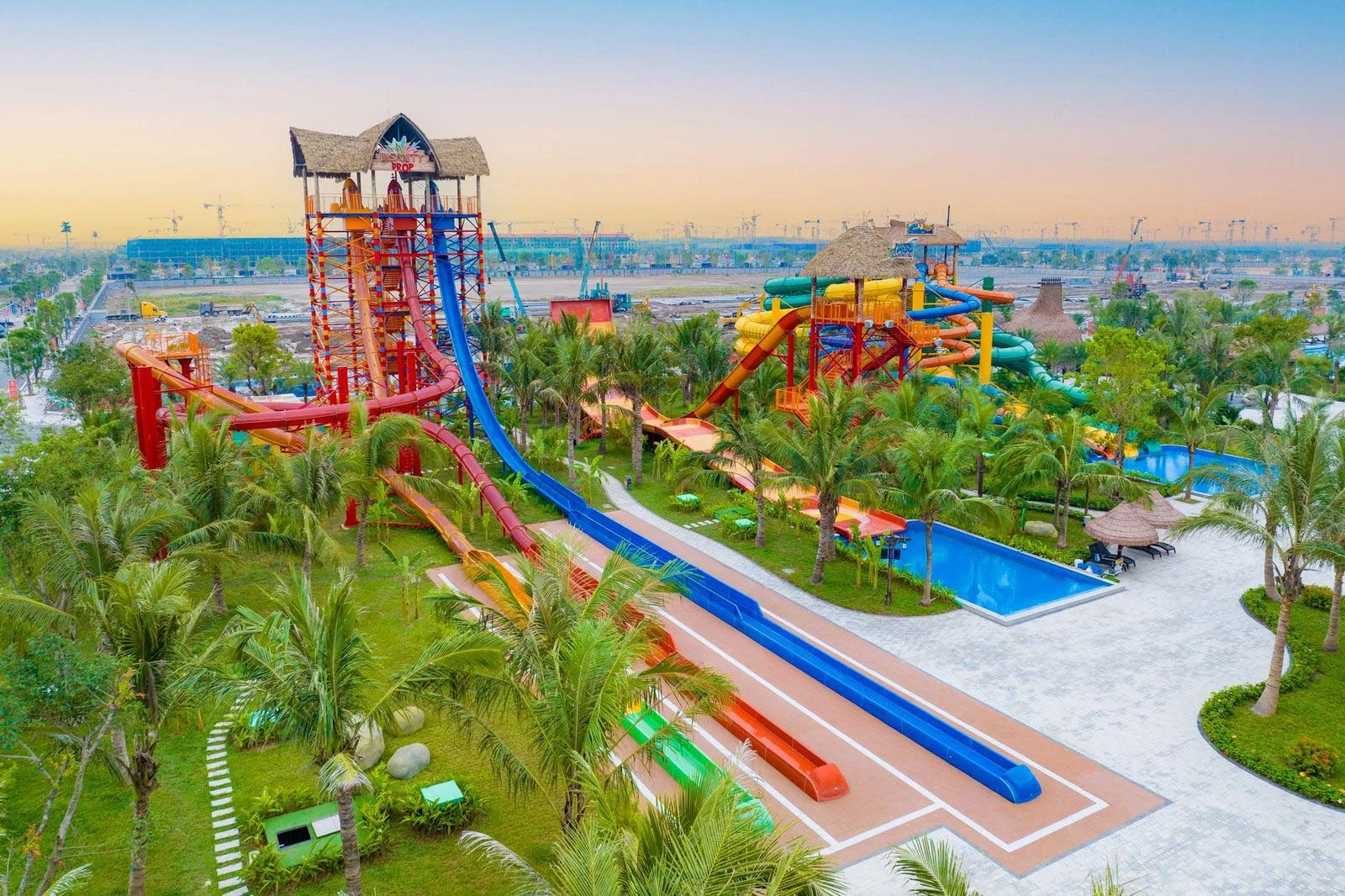 cong-vien-vinwonders-wave-park-water-park