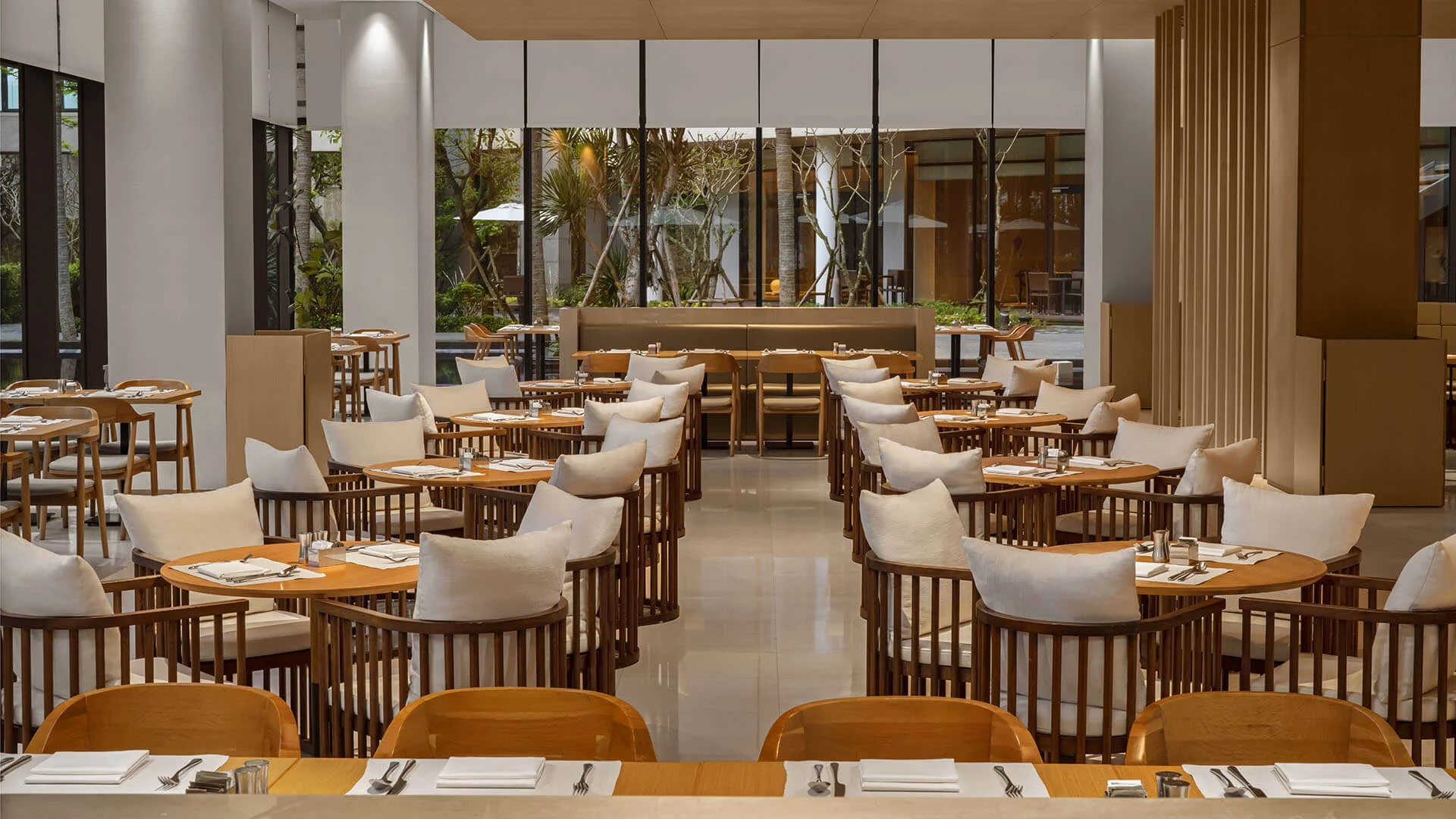 Dining-M-shilla-monogram-quangnam-danang