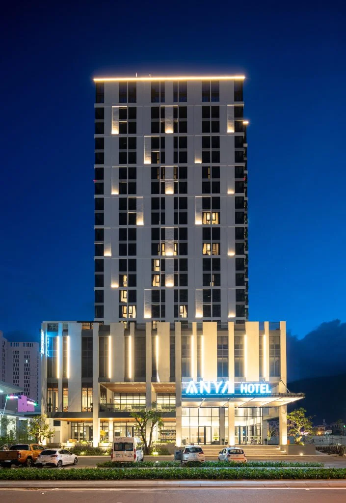 FACADE-2-705x1024