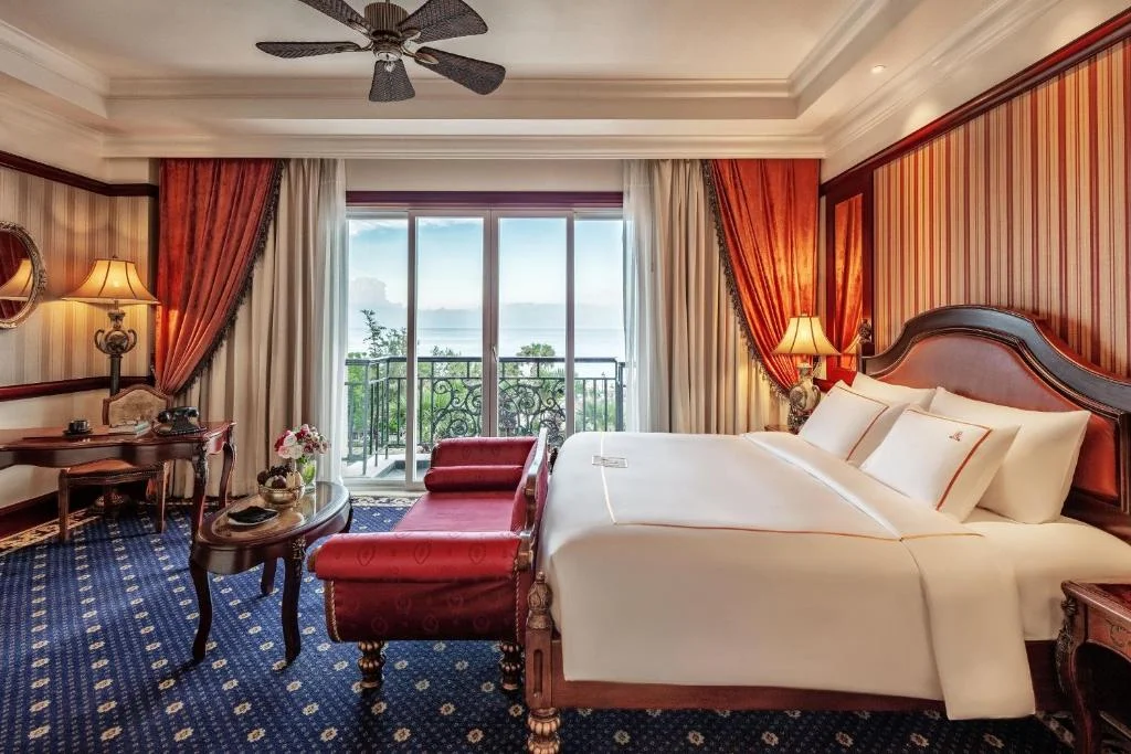 Khach-san-The-Imperial-Vung-Tau-phong-heritage-deluxe-sea-view