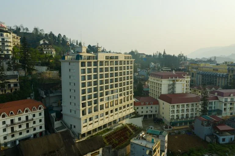 Combo Hà Nội - Sapa tại Pistachio Sapa Hotel: Trải nghiệm bể bơi dát vàng vô cực và phòng bồn tắm view núi