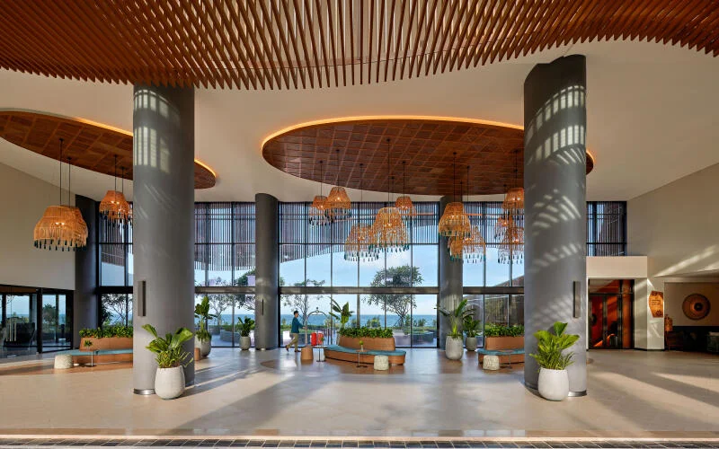 lobby-23729jpg-1
