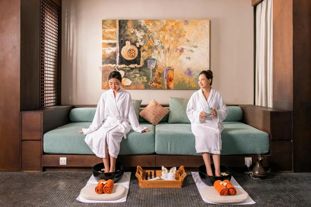 Oakwood-Ha-Long-Bay-spa