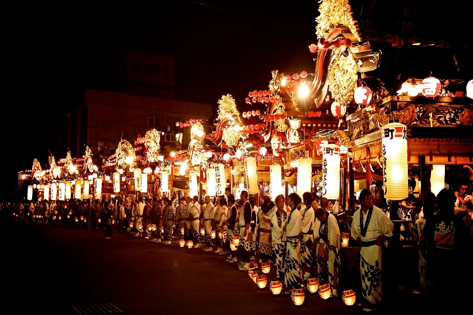 cam-nang-du-lich-tiet-kiem-giup-toi-uu-chi-phi-cho-nguoi-di-lan-dau-la-gi