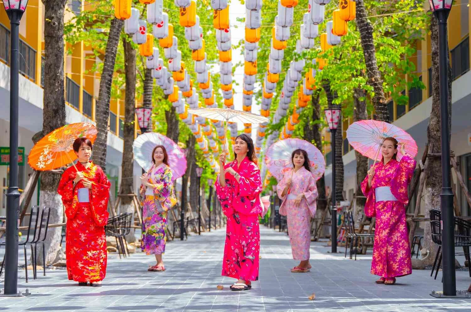 Cập nhật Bảng giá vé Lynn Time Thanh Thuỷ 2026: Ưu đãi mới nhất, kinh nghiệm đặt chỗ tiết kiệm & đơn vị uy tín