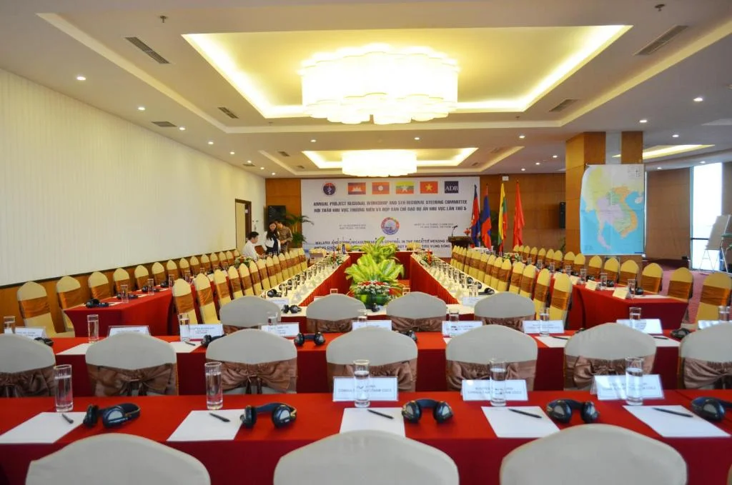 phong-hoi-nghi-1