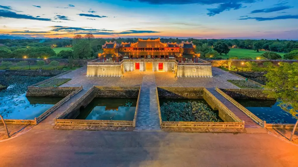 quan-the-di-tich-co-do-hue-2-1024x576