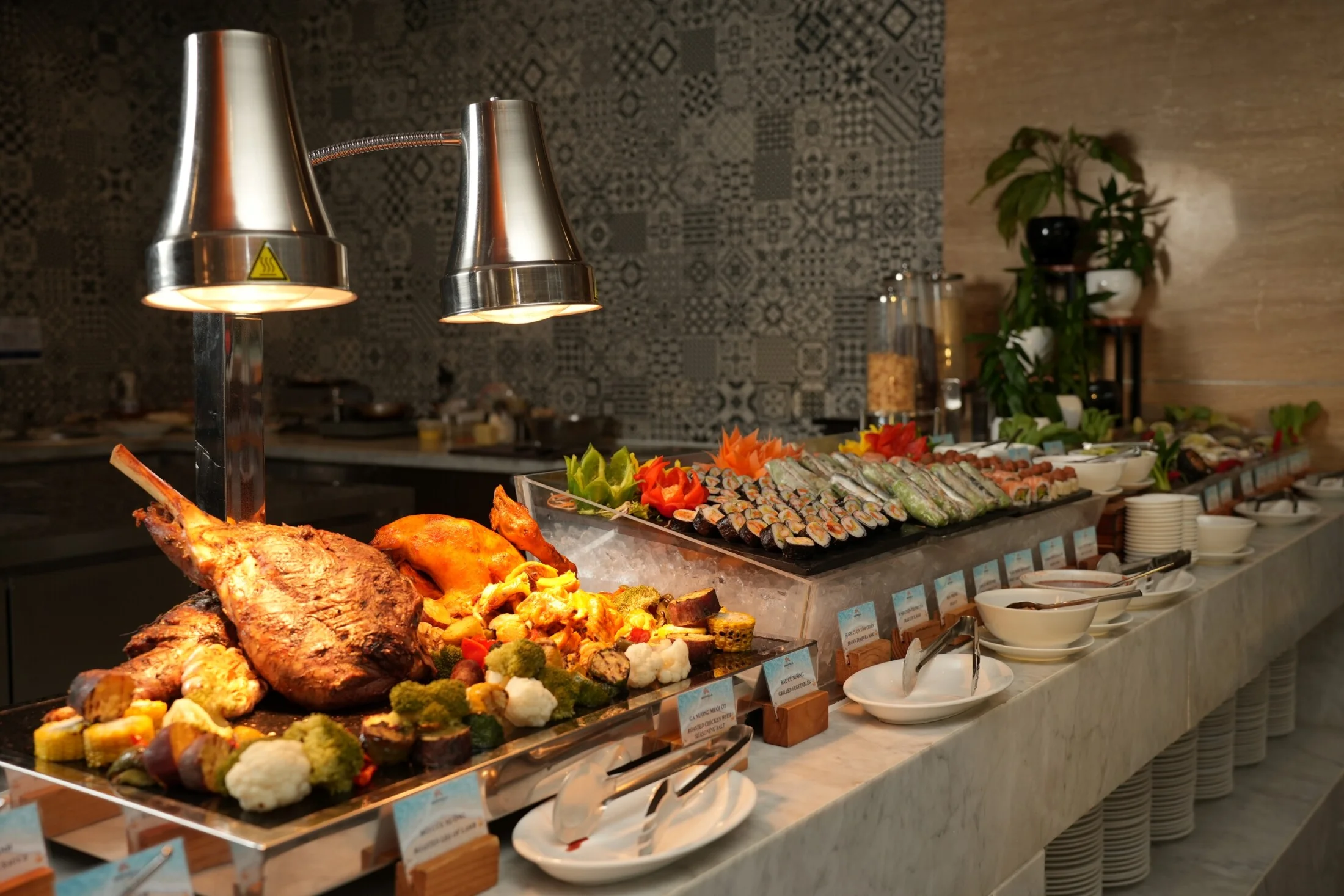 Seashells-Phu-Quoc-Seafood-BBQ-Buffet2