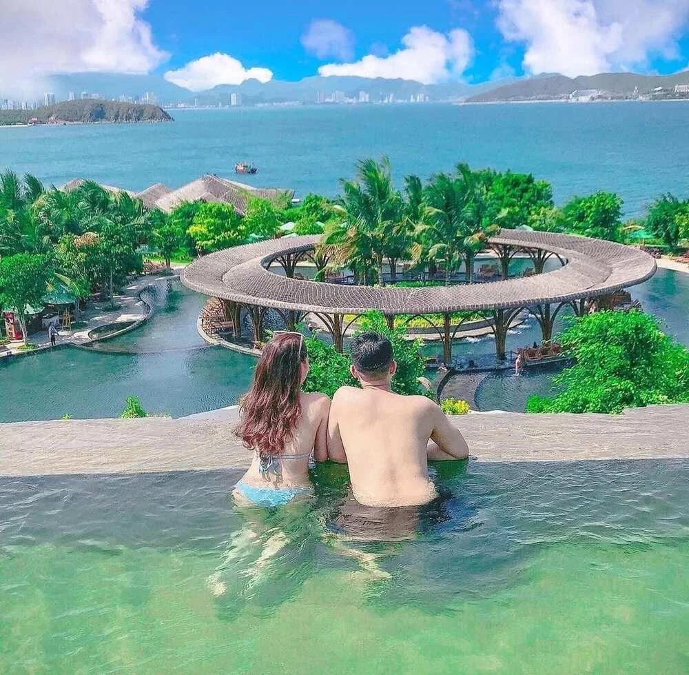 Tour Mini beach - làng chài - Hòn Tằm 1 ngày: Lịch trình, điểm nổi bật, giá bán, kinh nghiệm du lịch & đơn vị uy tín