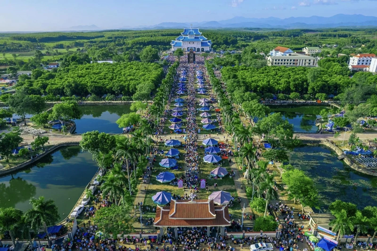 thanh_dia_la_vang_nhin_tu_tren_cao_1dcdc5a071