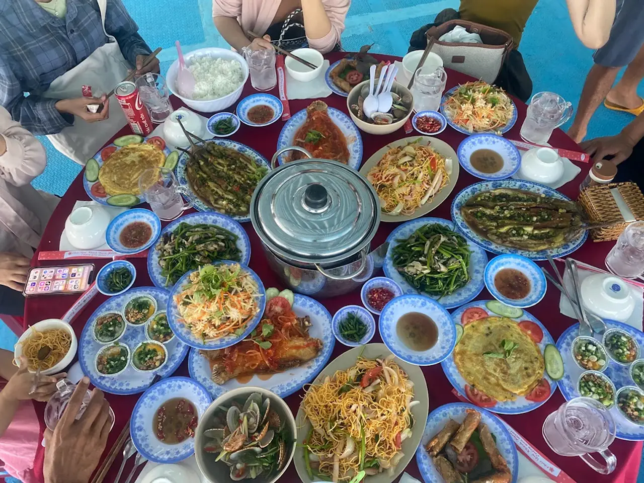 Tour Hòn Mun- Làng Chài- Bãi Tắm 1 ngày: Lịch trình, điểm nổi bật, giá bán, kinh nghiệm du lịch & đơn vị uy tín