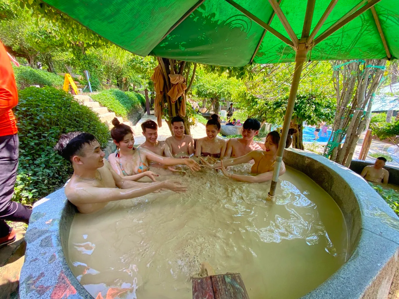 tour-3-dao-nha-trang-vip-bai-tranh-hon-tam-lang-chai-1