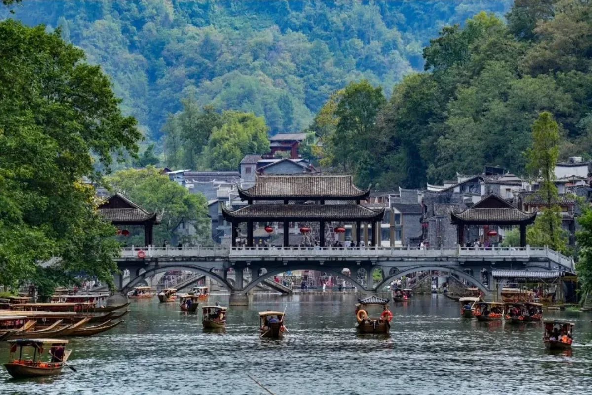 tour-an-thi-phuong-hoang-co-tran-truong-gia-gioi (6)
