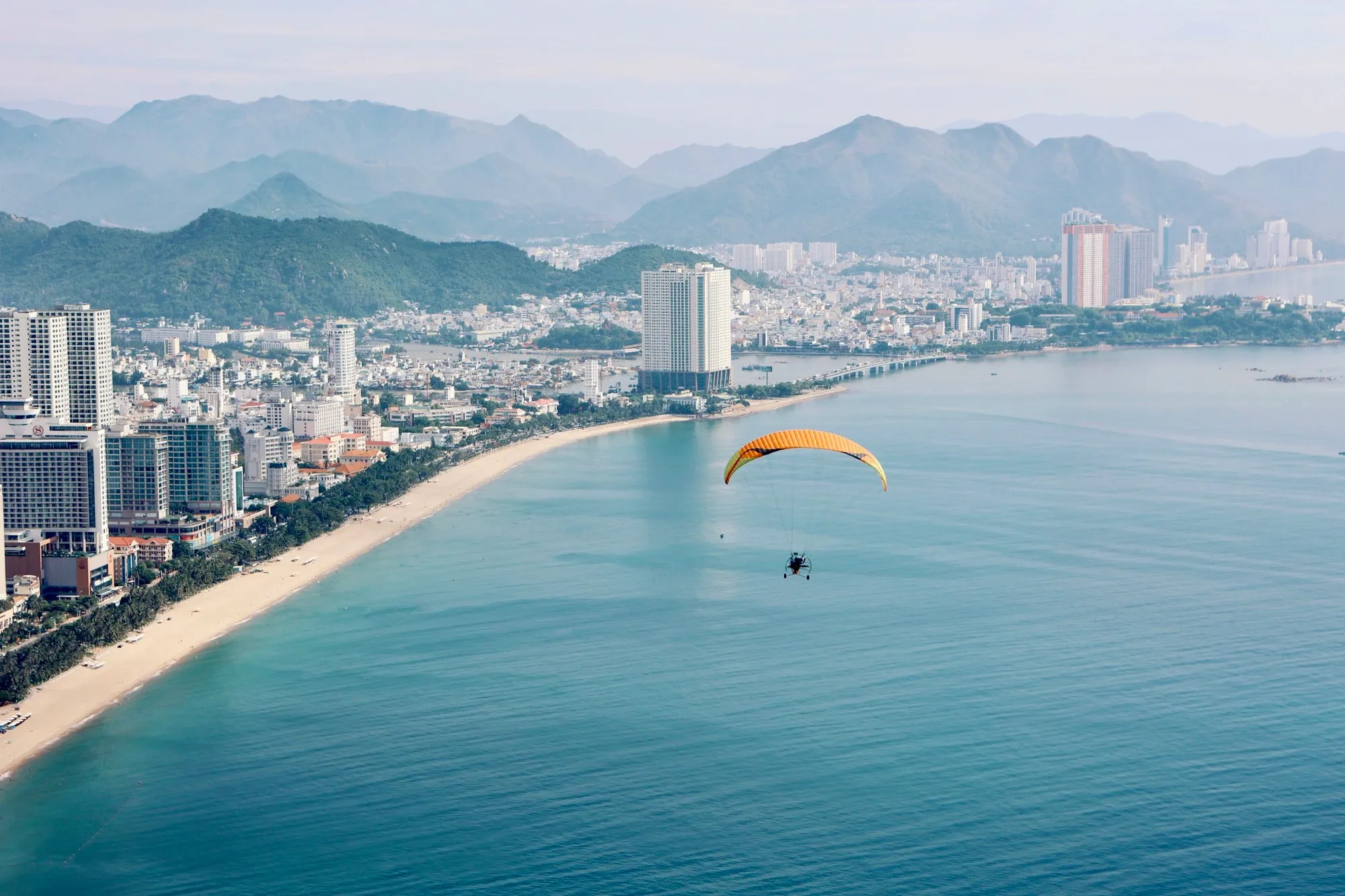 bang-bao-gia-tour-nha-trang-5-ngay-4-dem-tron-goi-khu-hoi-tot-nhat