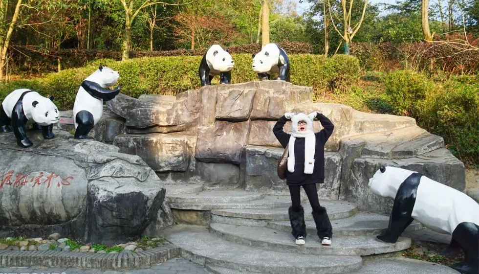 tour-thanh-do-cuu-trai-cau-cong-vien-gau-truc-lac-son-dai-phat (8)