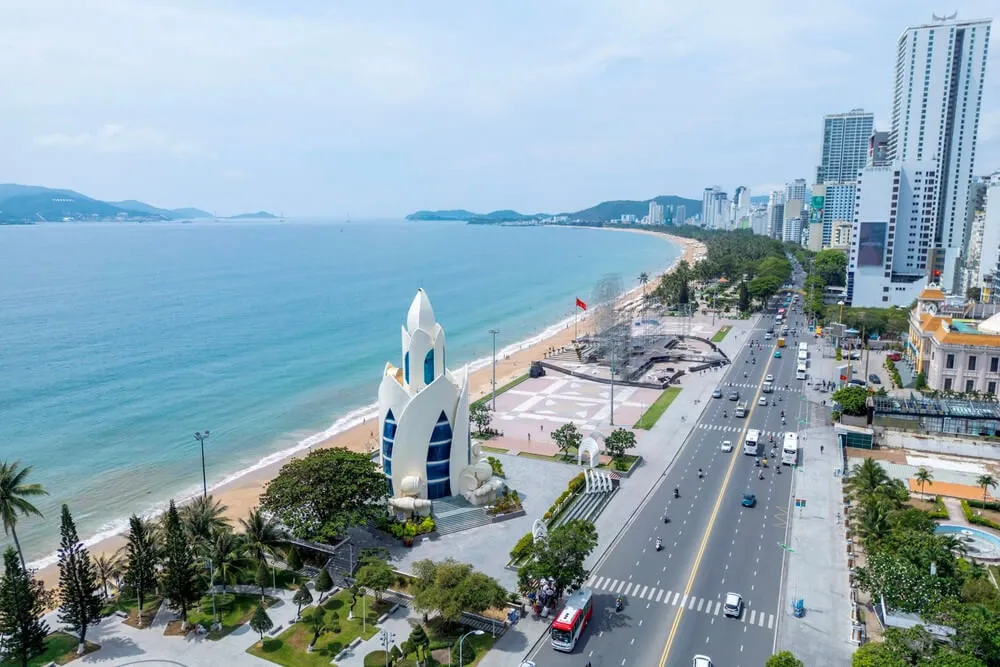 tour-tphcm-nha-trang-4-ngay-3-dem-trai-nghiem-cao-cap