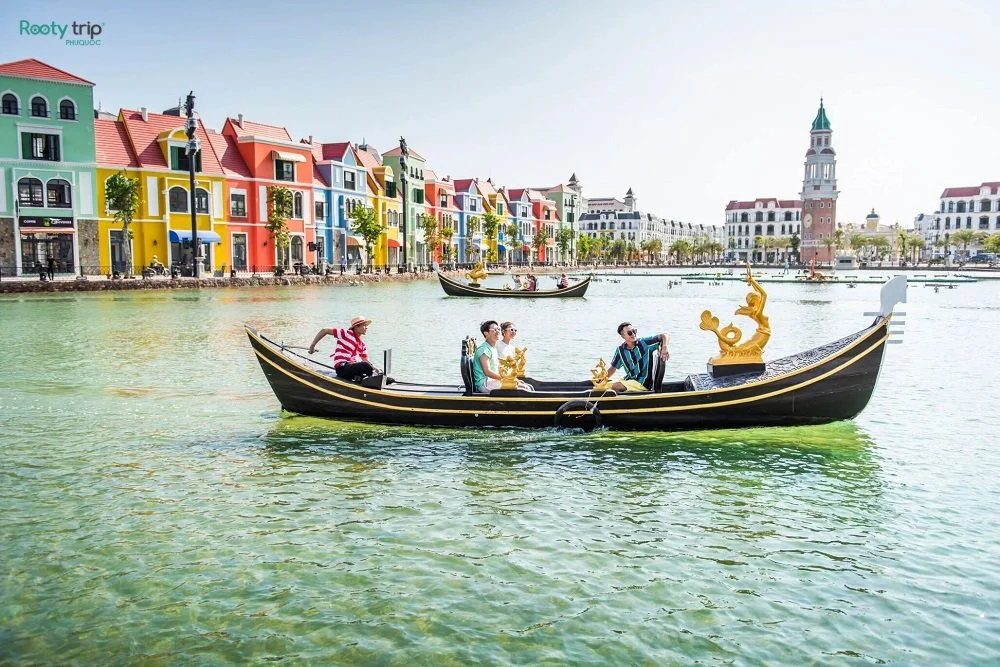 ve-di-thuyen-tren-song-venice-3