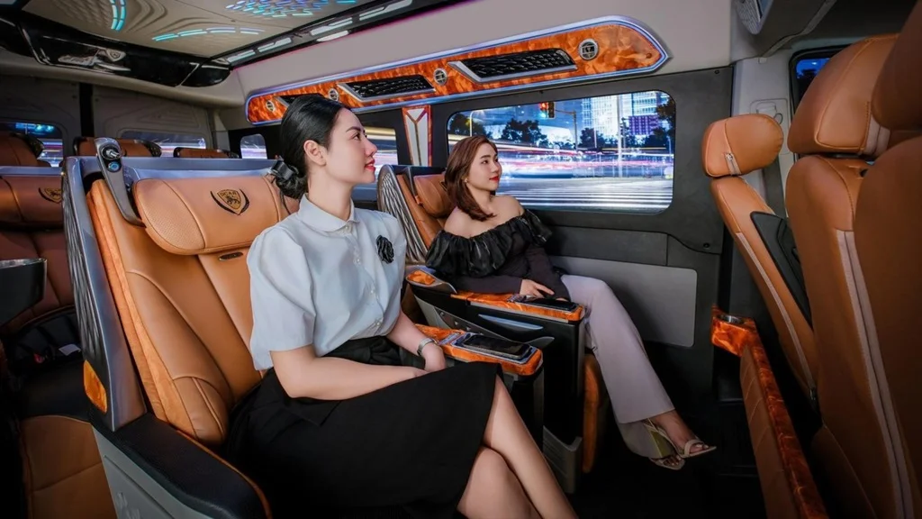 Xe-limousine-đi-Phan-Thiết-Mũi-Né-tốt-nhất