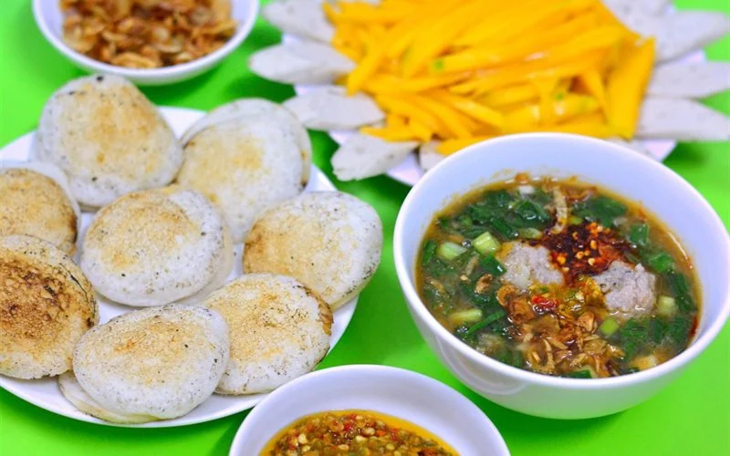 tai-sao-phe-travel-luon-la-don-vi-lu-hanh-uy-tin-so-mot-ve-chat-luong-am-thuc-tour-da-lat