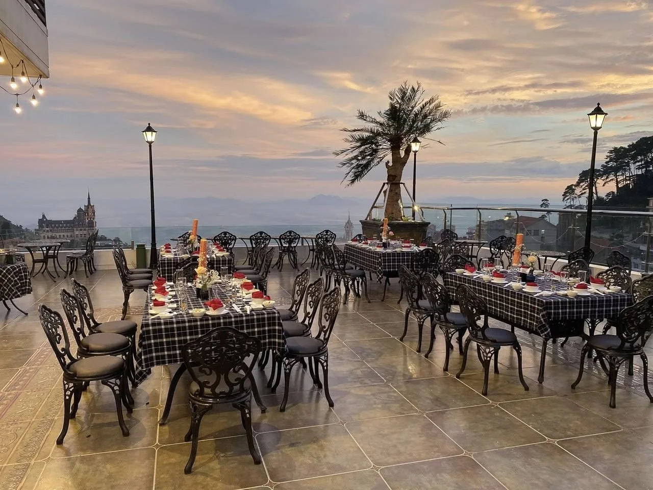 cafe-Camellia-Luxury-Hotel-Tam-Đao