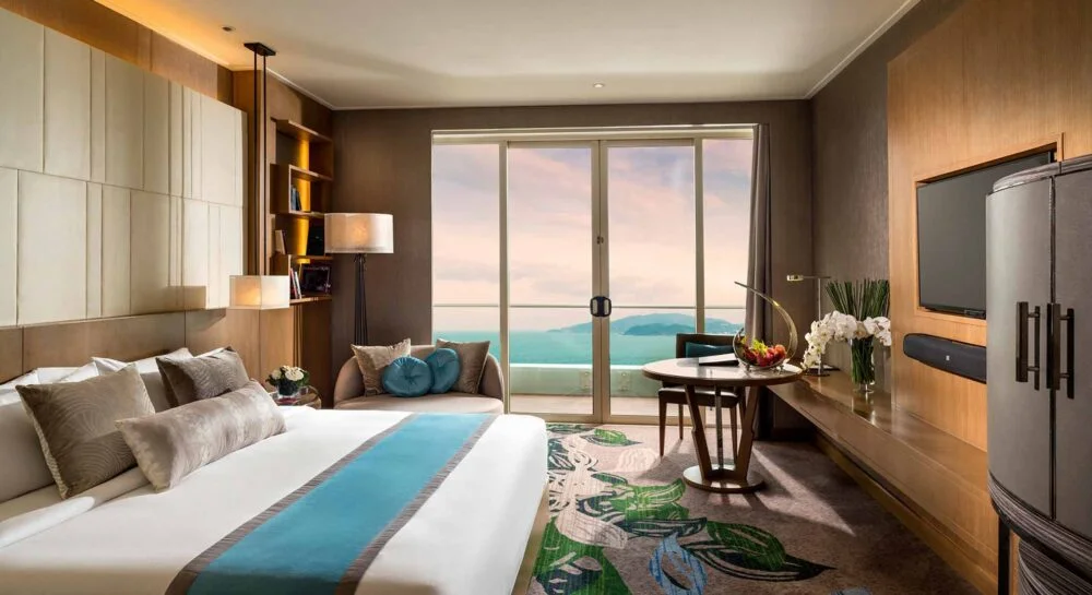 Classic-King-Ocean-View-1-1000x545