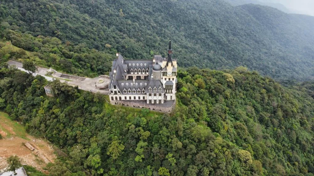 Czar- Castle -Resort-Tam-Đao