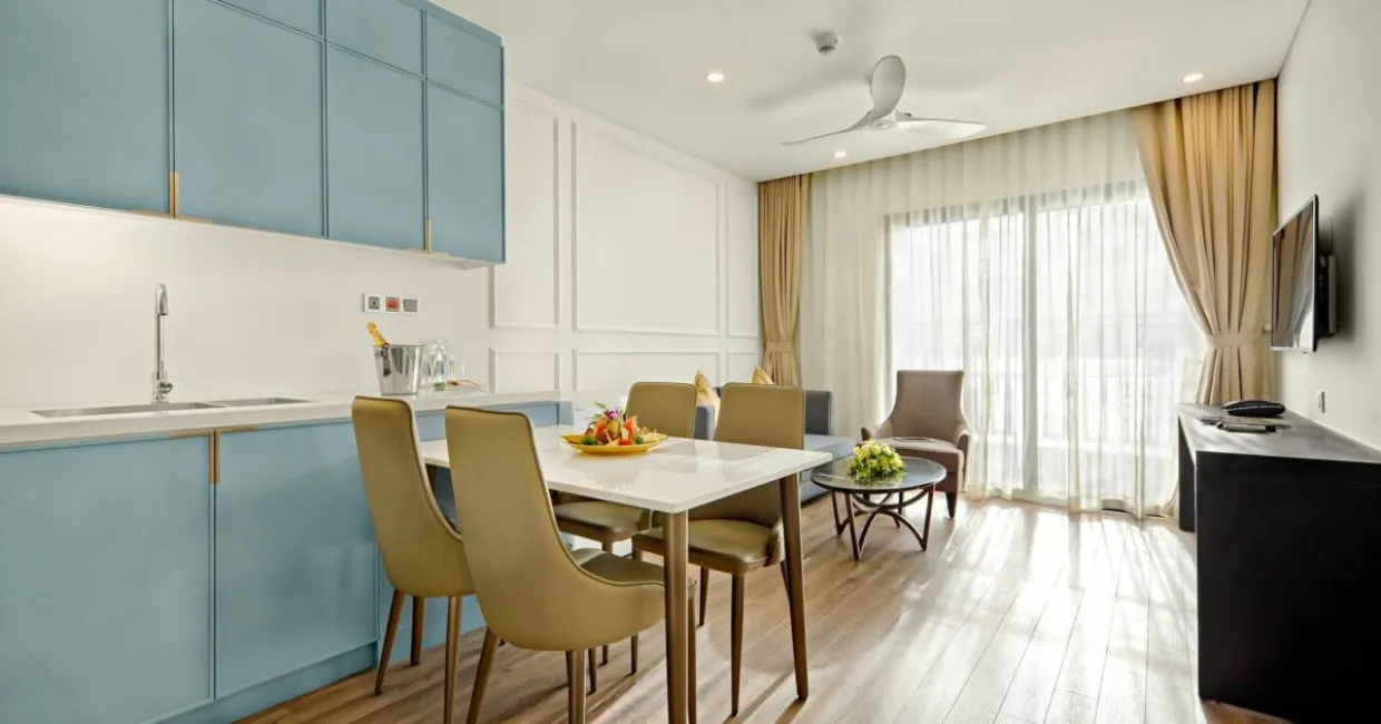 danang-golden-bay-corner-suite-living-room-1