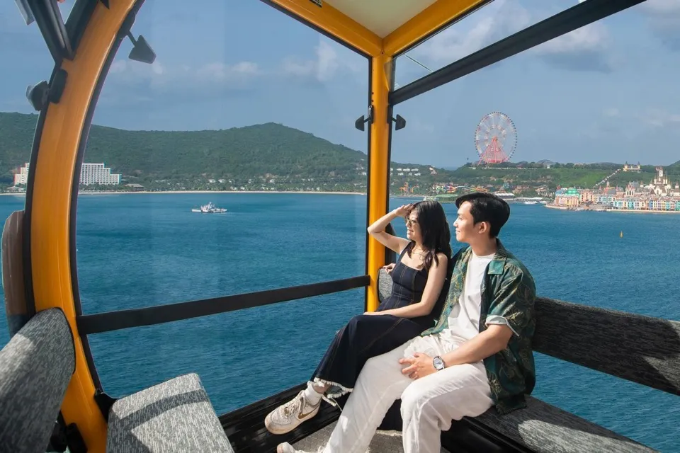 Tour Nha Trang 4 ngày 3 đêm: Kinh nghiệm chống say sóng khi đi tour cano khám phá các đảo tại vịnh Nha Trang